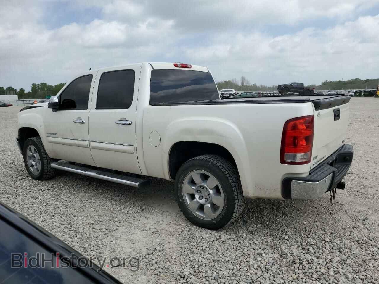 2011 GMC SIERRA - VIN: 3GTP1WE00BG231714 - Photo 2