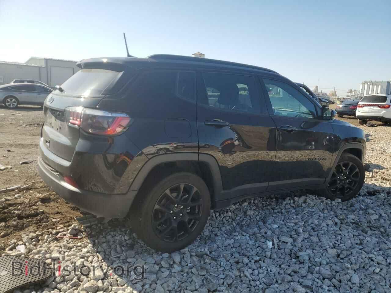 2022 JEEP COMPASS - VIN: 3C4NJCBB2NT187786 - Фото 3