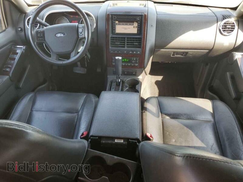 2007 Ford EXPLORER (VIN 1FMEU75847UB86657) — фото 8 из 13