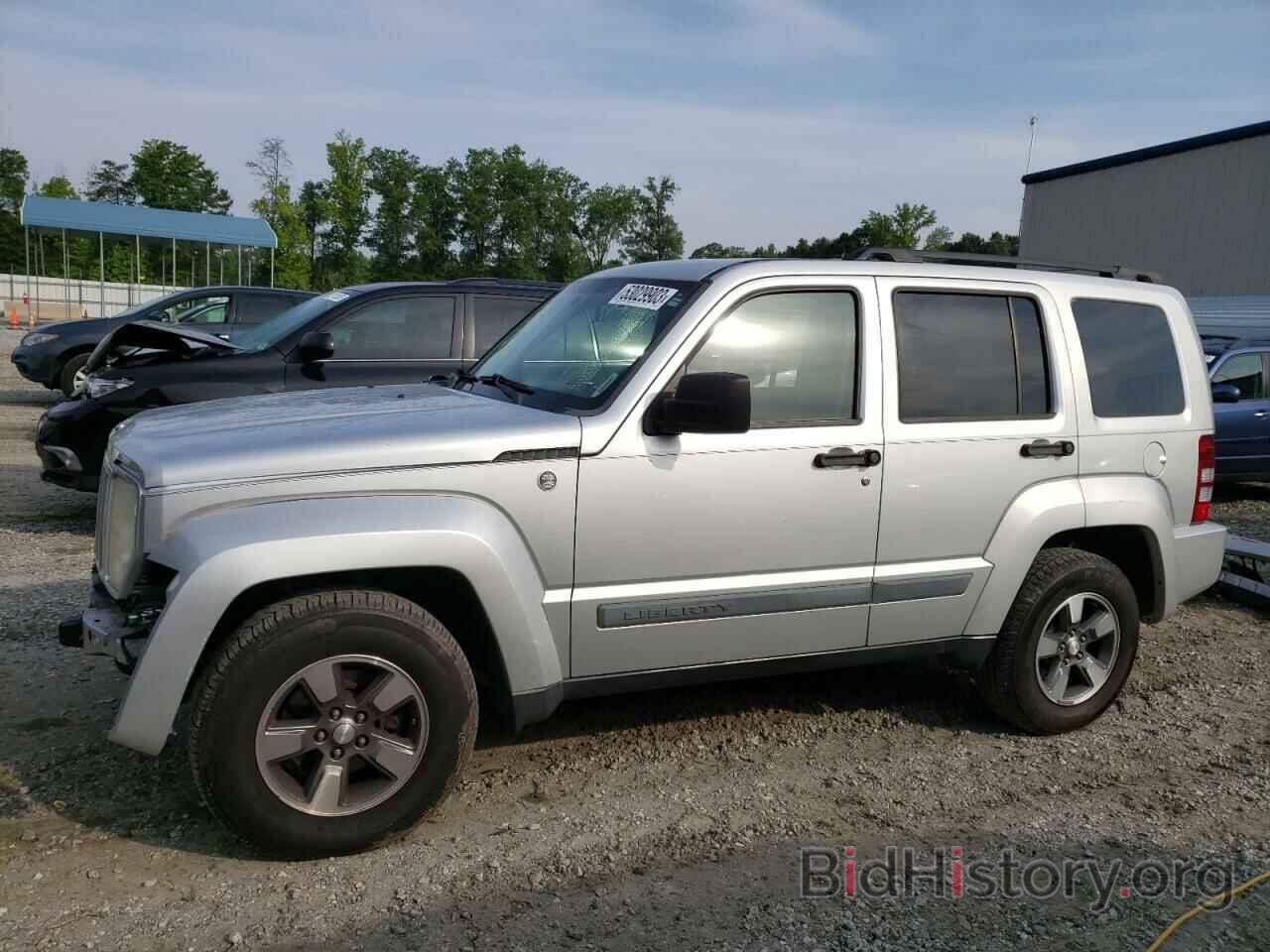 Photo 1J8GN28K58W215375 - JEEP LIBERTY 2008