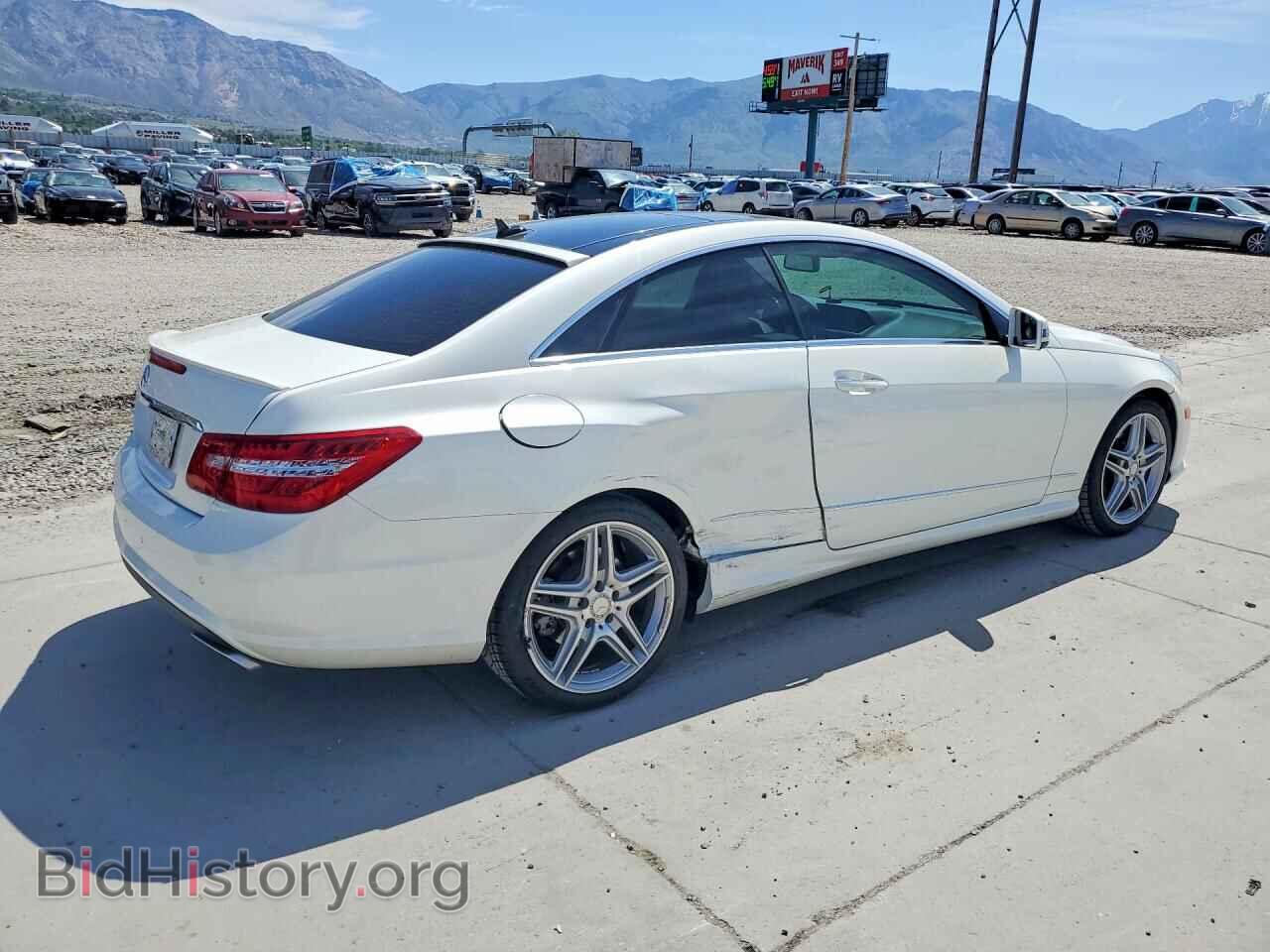 2011 MERCEDES-BENZ E-CLASS - VIN: WDDKJ7CBXBF092168 - Фото 3