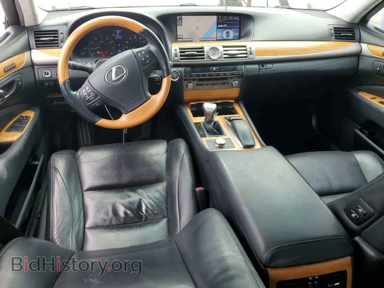 2014 LEXUS LS460 - VIN: JTHBL5EF5E5127006 - Photo 8
