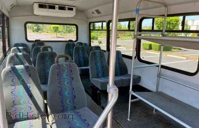 2011 FORD ECONOLINE - VIN: 1FDFE4FS4BDB12285 - Фото 6
