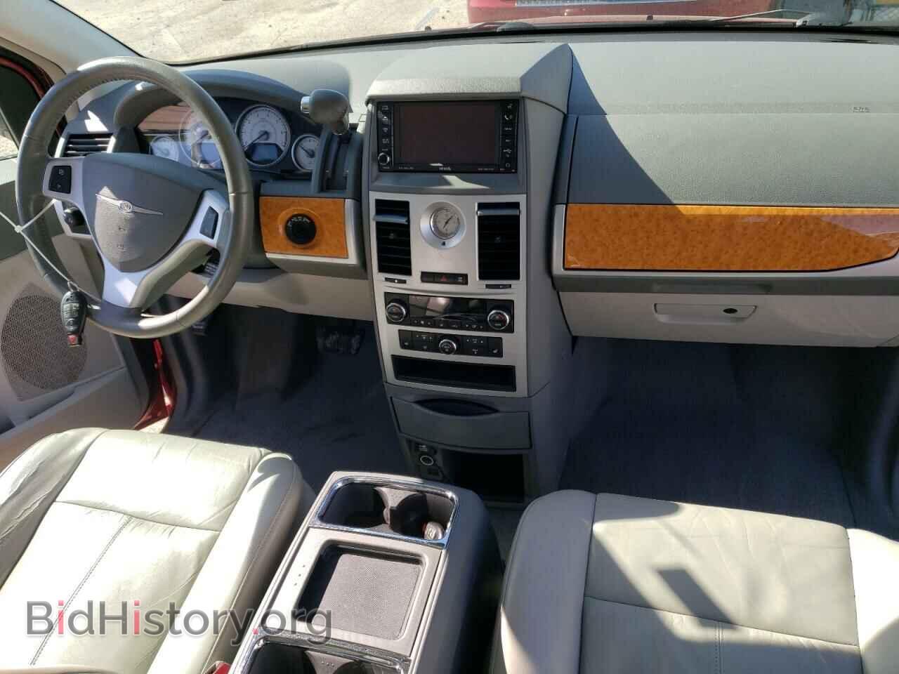 2010 CHRYSLER MINIVAN - VIN: 2A4RR6DX1AR136114 - Фото 8
