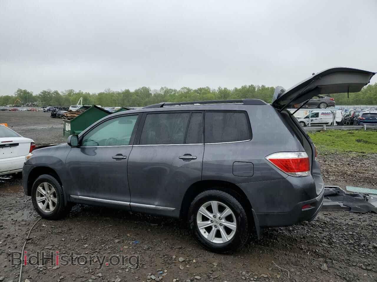 2011 TOYOTA HIGHLANDER - VIN: 5TDBK3EH8BS088430 - Фото 2