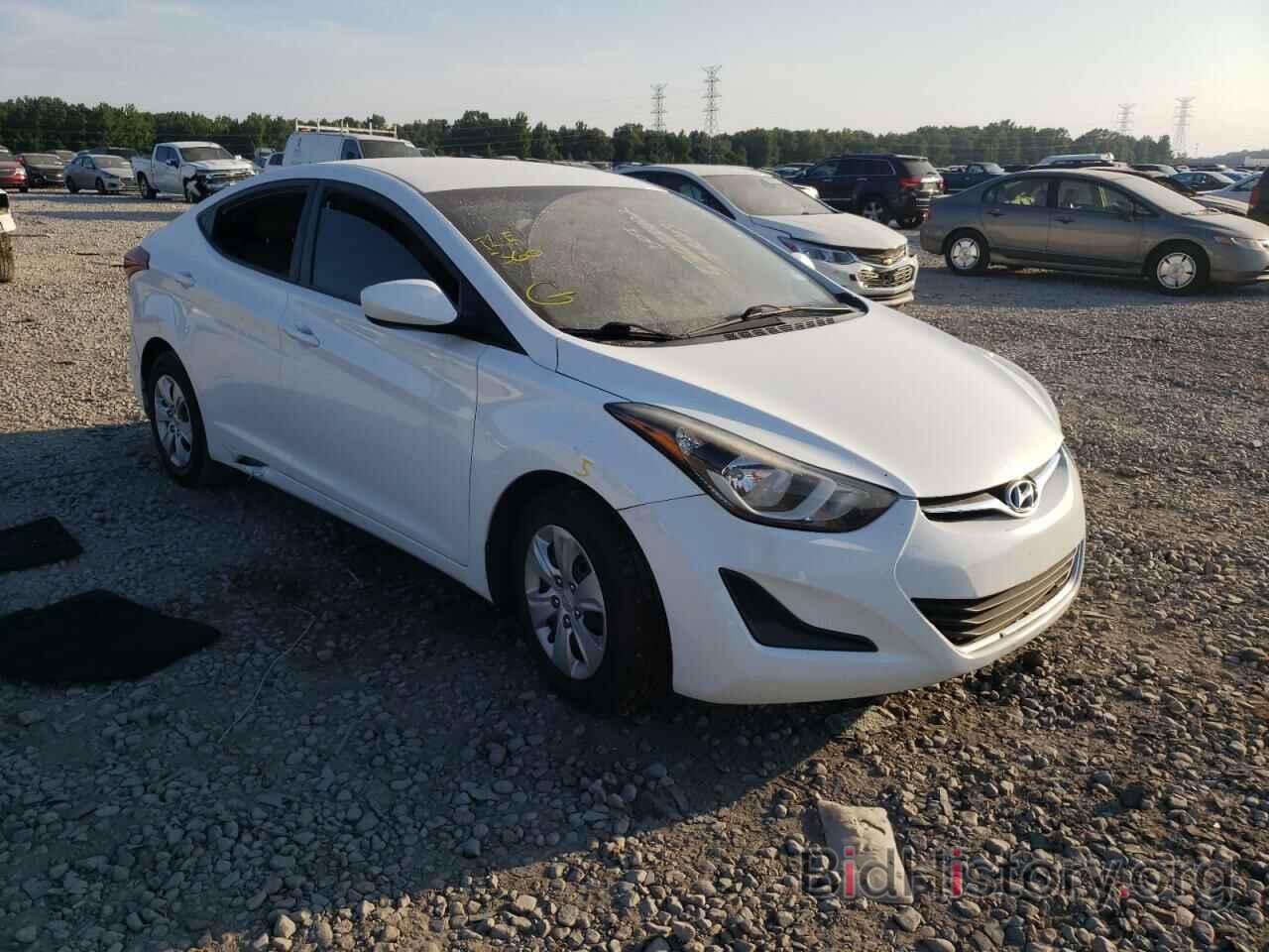 Фотография 5NPDH4AE7GH759947 - HYUNDAI ELANTRA 2016