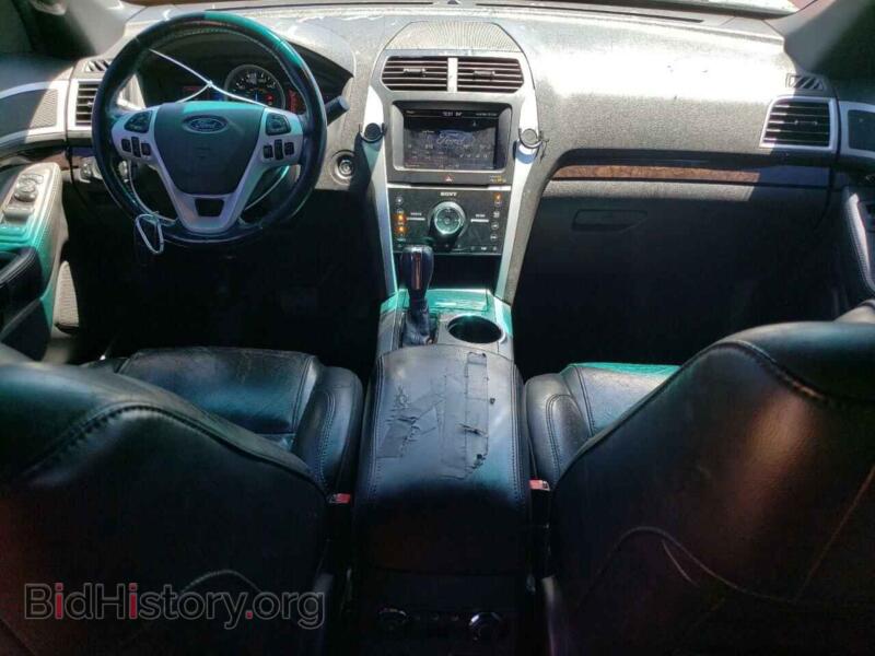 2011 Ford EXPLORER (VIN 1FMHK7F82BGA25653) — photo 8 of 13
