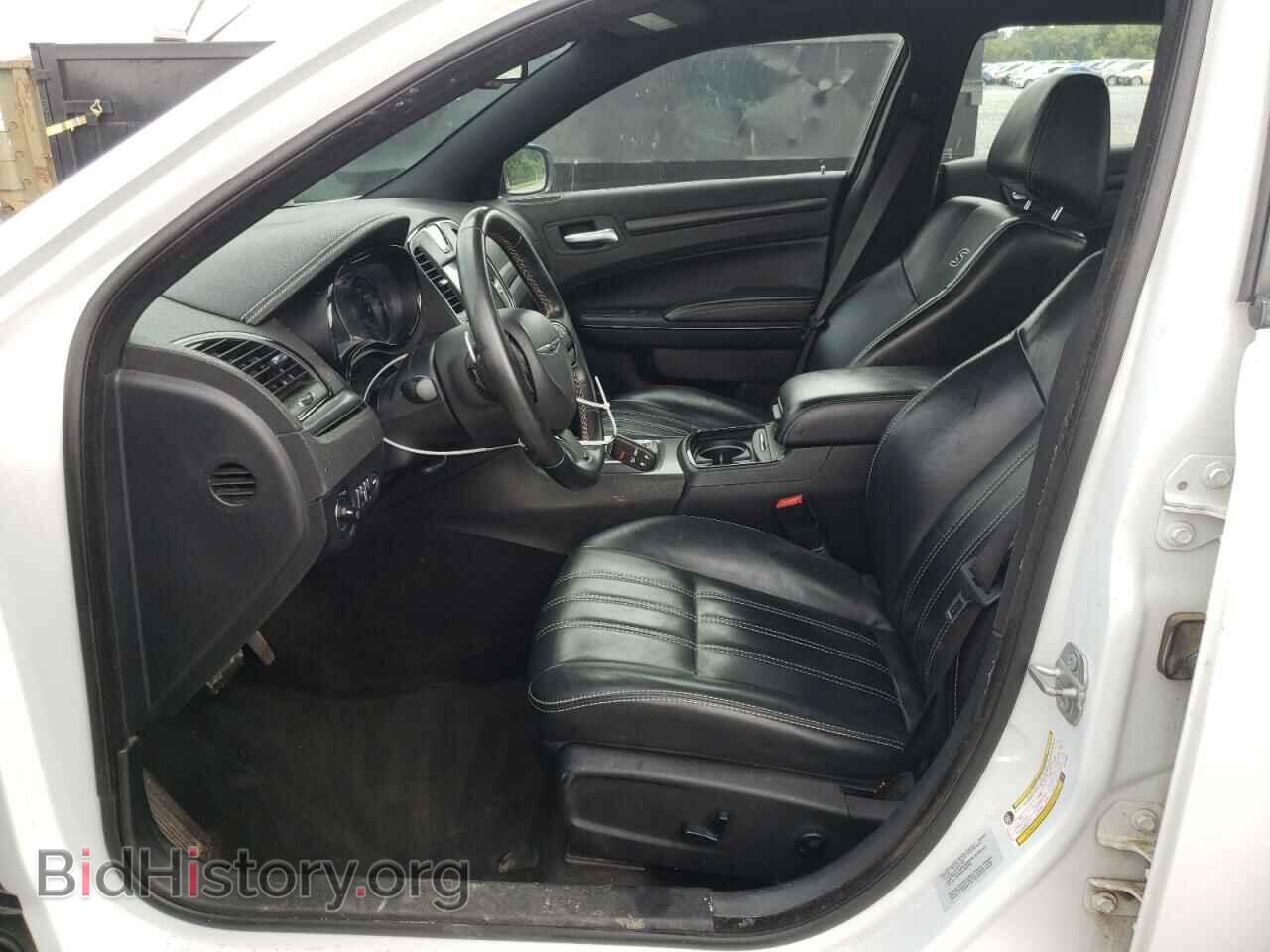 2016 CHRYSLER 300 - VIN: 2C3CCAGG0GH182855 - Фото 5