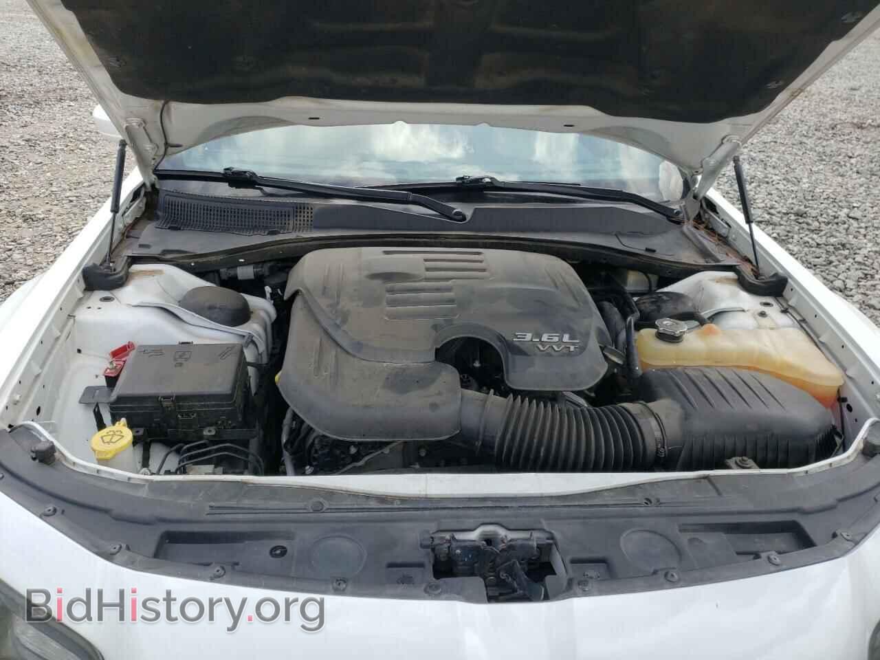 2016 CHRYSLER 300 - VIN: 2C3CCAGG0GH182855 - Фото 7