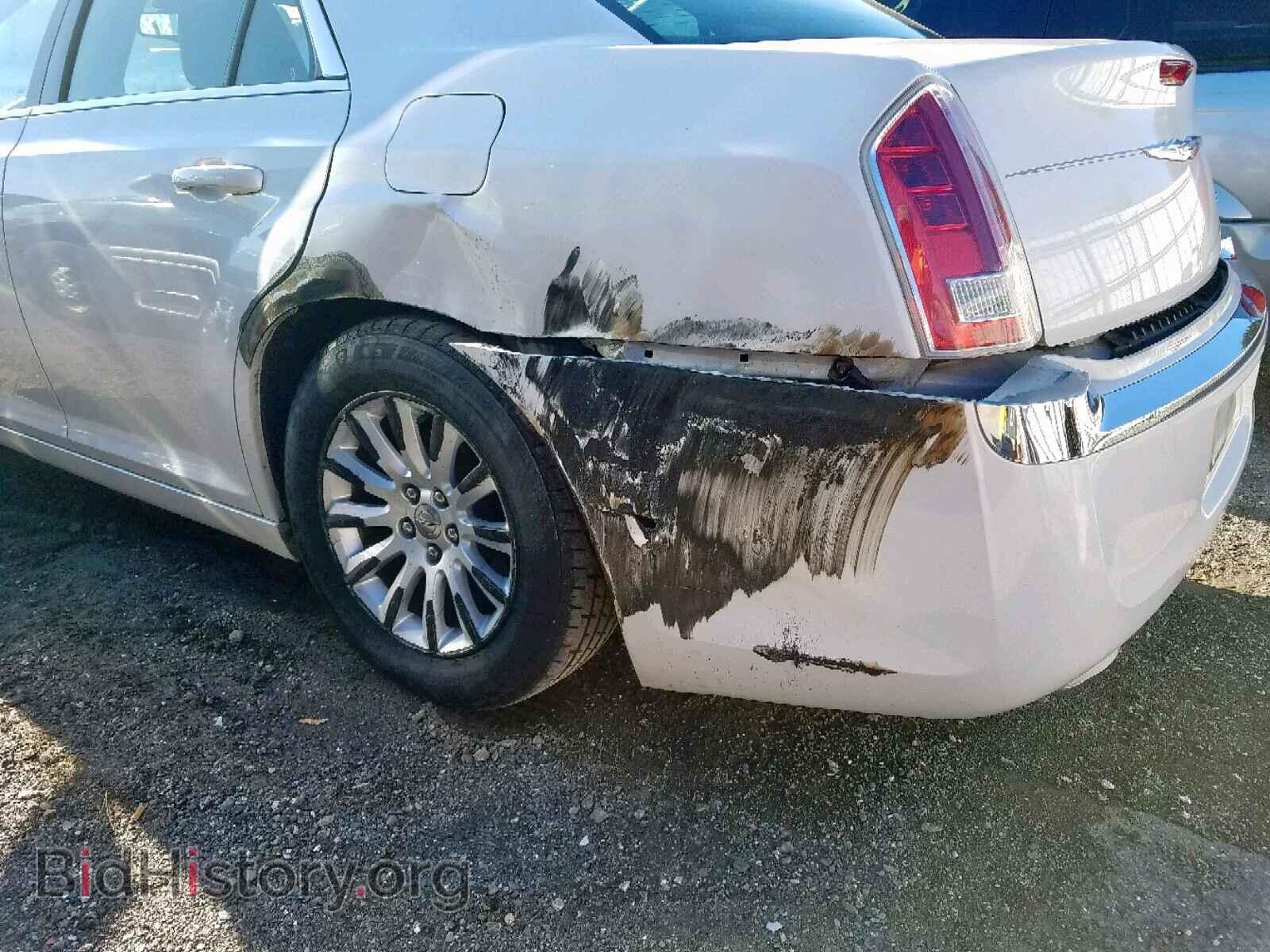 2012 CHRYSLER 300 - VIN: 2C3CCAAG2CH104466 - Фото 9