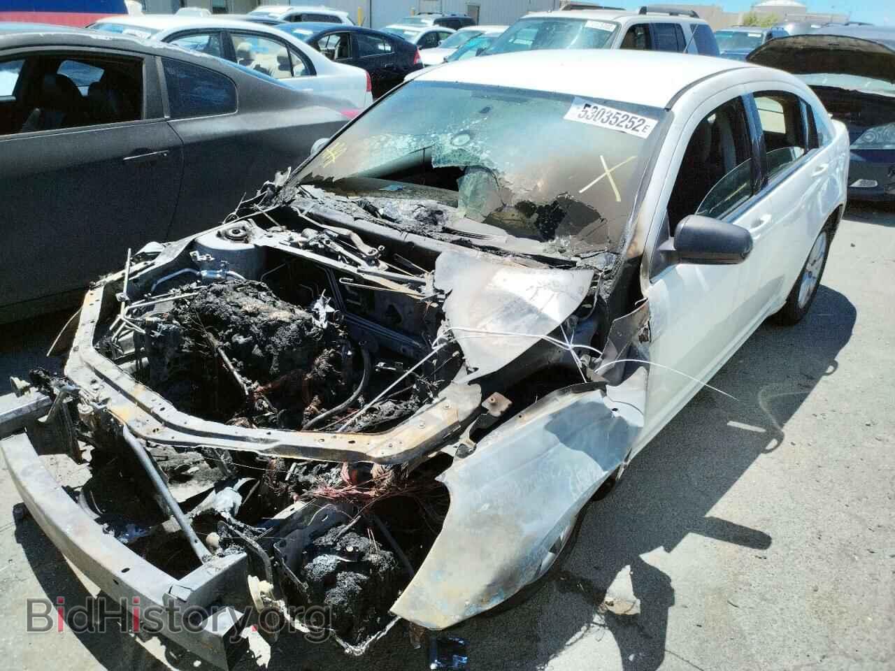 2010 CHRYSLER SEBRING - VIN: 1C3CC4FBXAN148668 - Фото 2