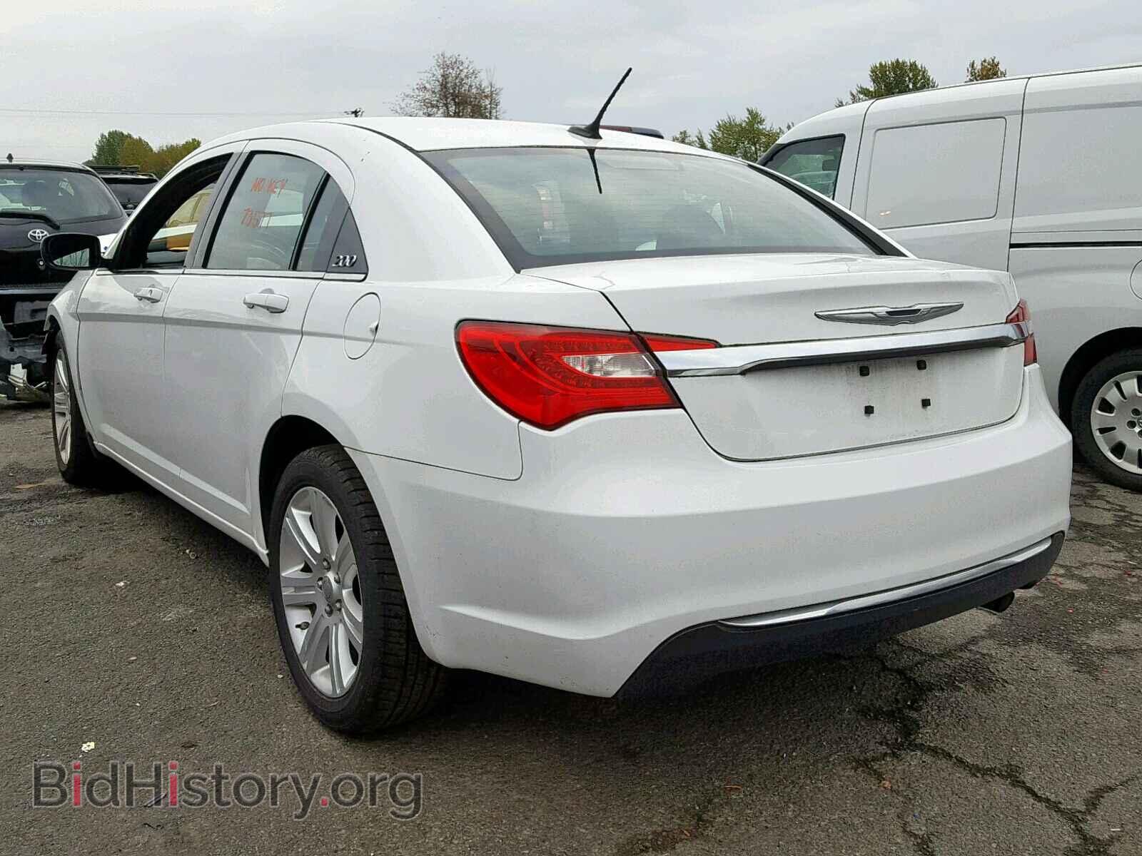 2013 CHRYSLER 200 - VIN: 1C3CCBAB8DN706100 - Фото 3