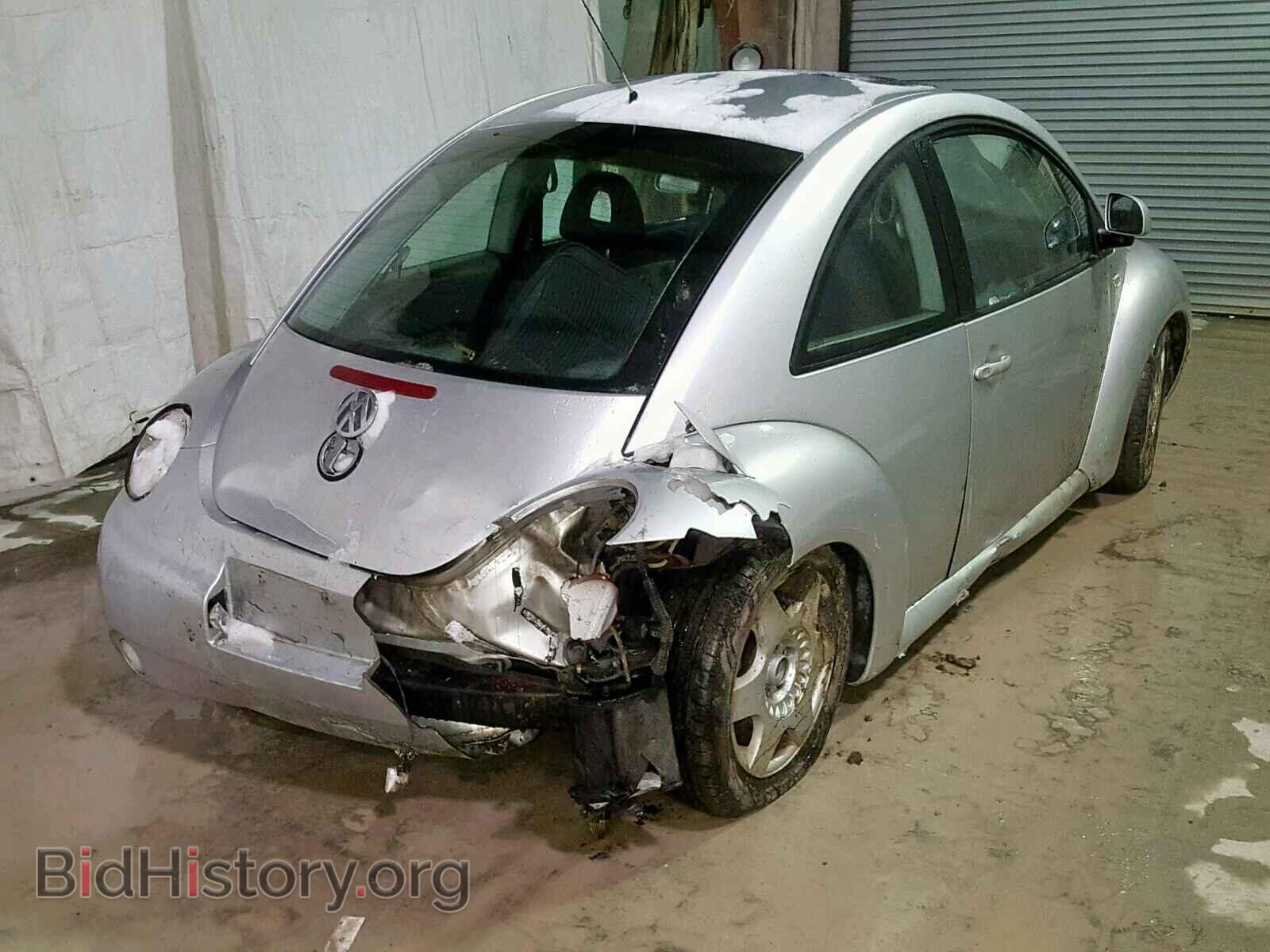 2000 VOLKSWAGEN BEETLE - VIN: 3VWCC21C1YM477972 - Фото 4