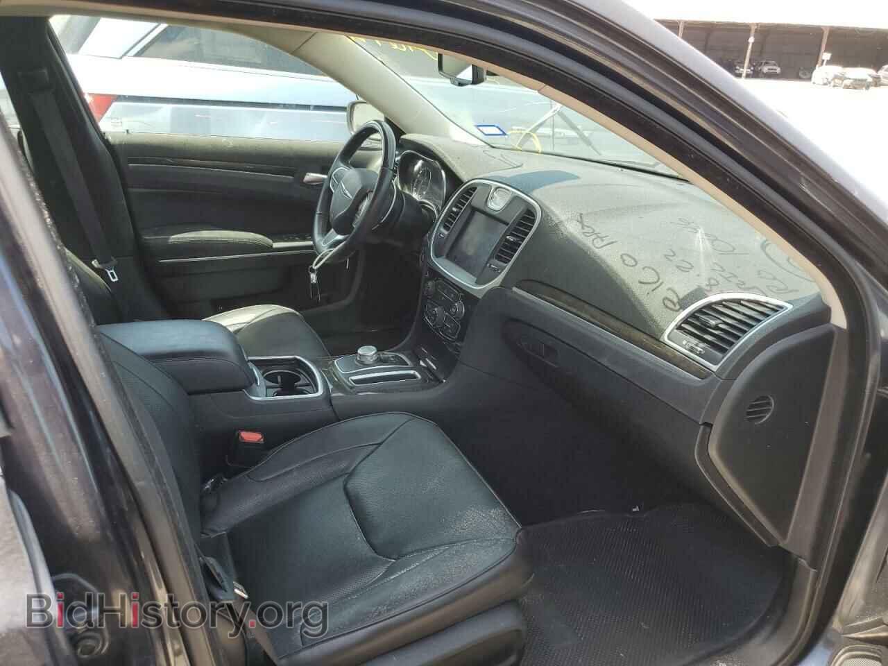 2019 CHRYSLER 300 - VIN: 2C3CCAEG6KH689447 - Фото 5