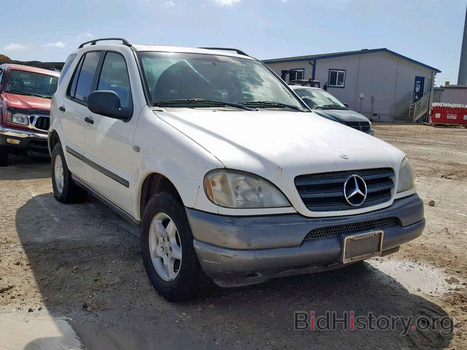 Photo 4JGAB54E3XA121610 - MERCEDES-BENZ ML 320 1999