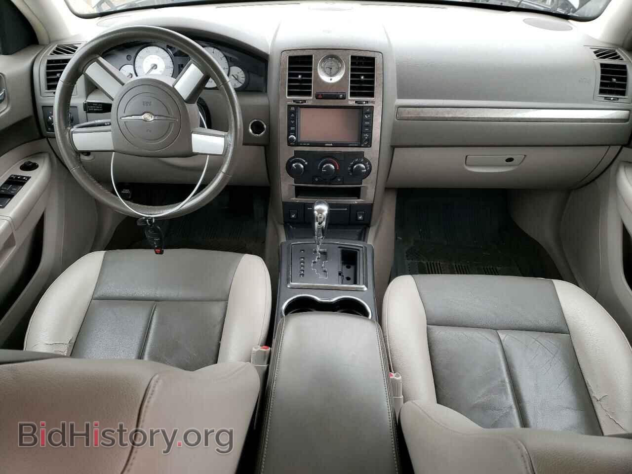 2008 CHRYSLER 300 - VIN: 2C3LA53G18H295704 - Фото 8