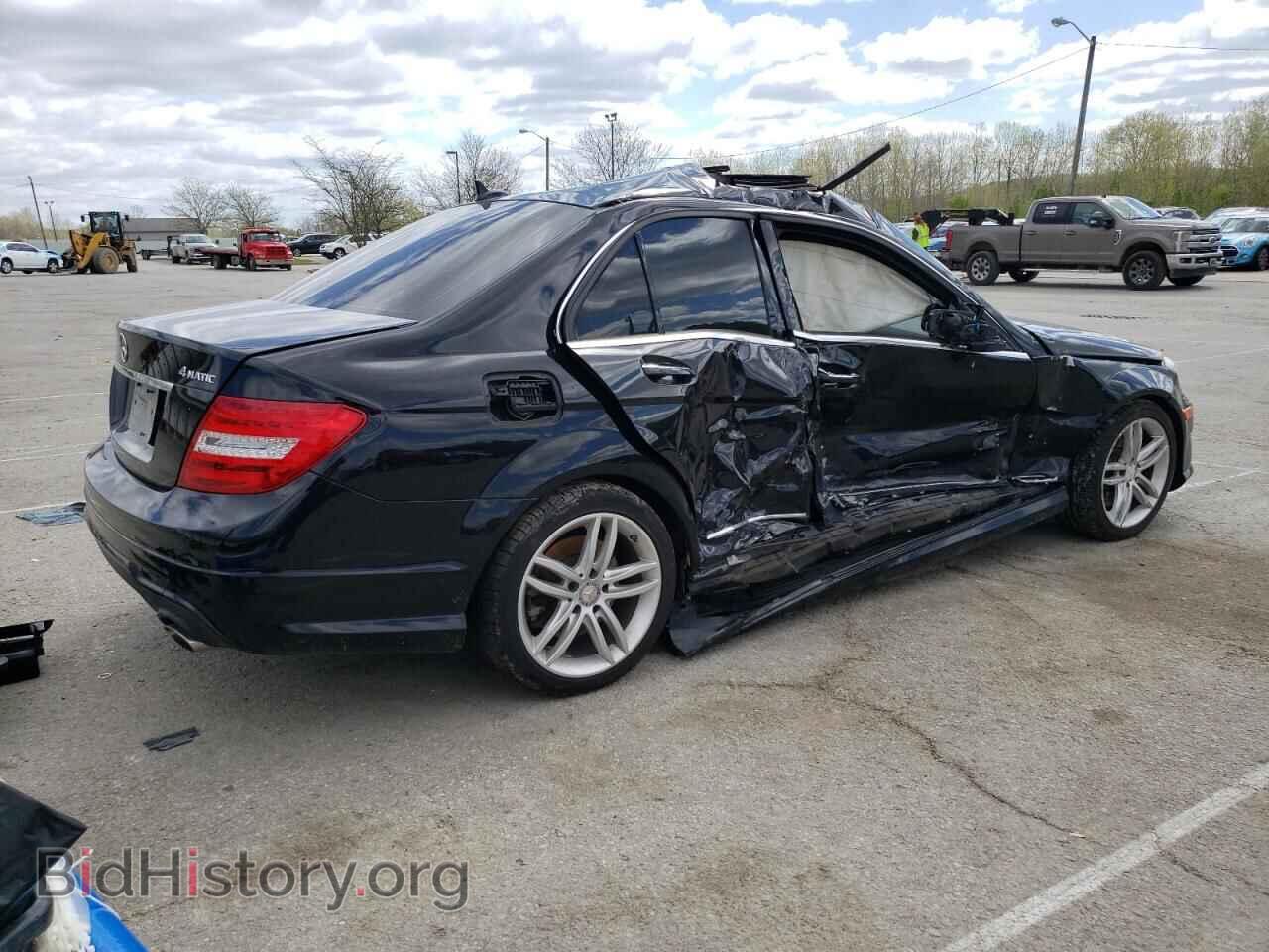 2013 MERCEDES-BENZ C-CLASS - VIN: WDDGF8AB9DA884666 - Фото 3