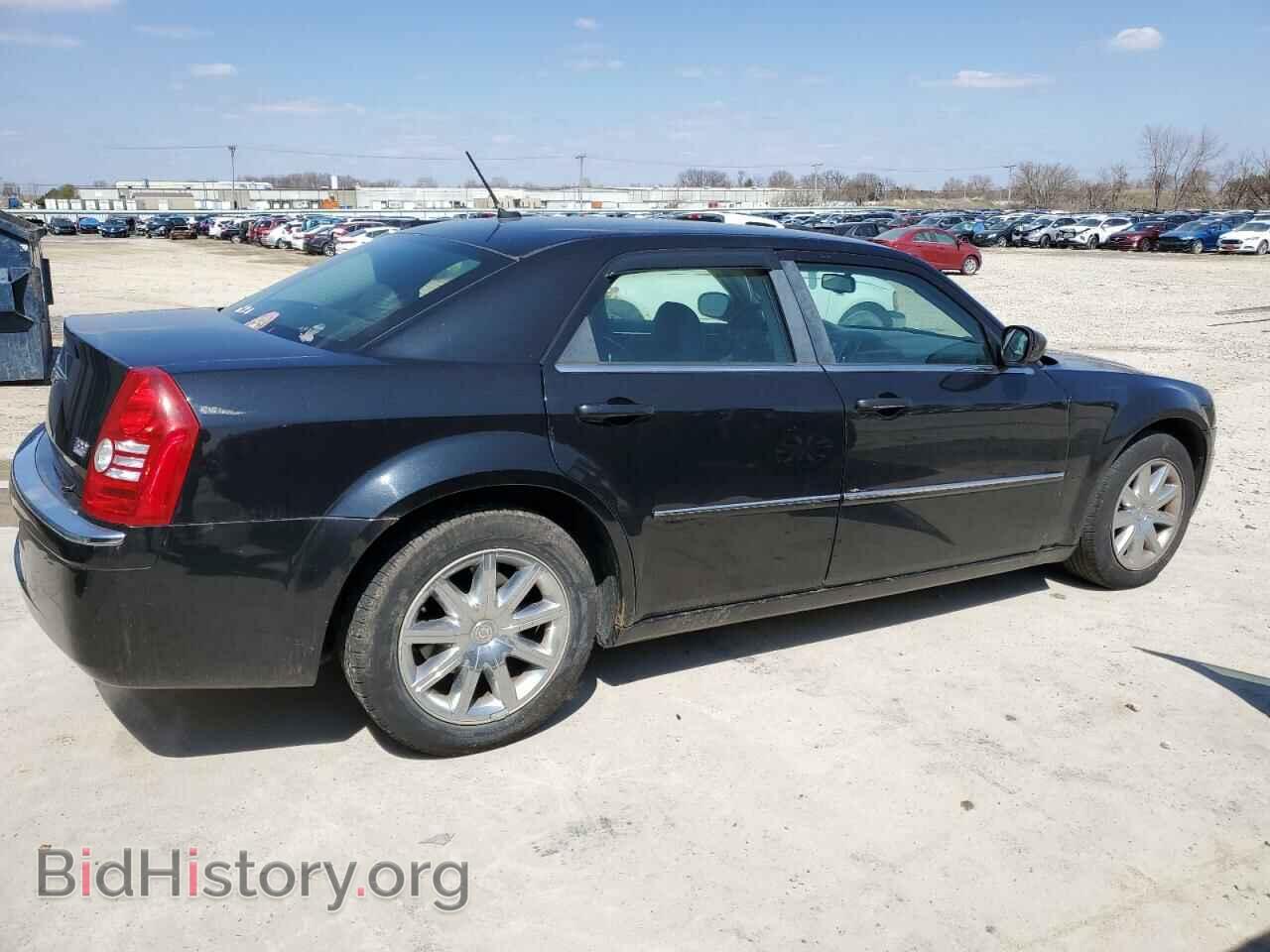 2008 CHRYSLER 300 - VIN: 2C3LA33G68H263769 - Фото 3