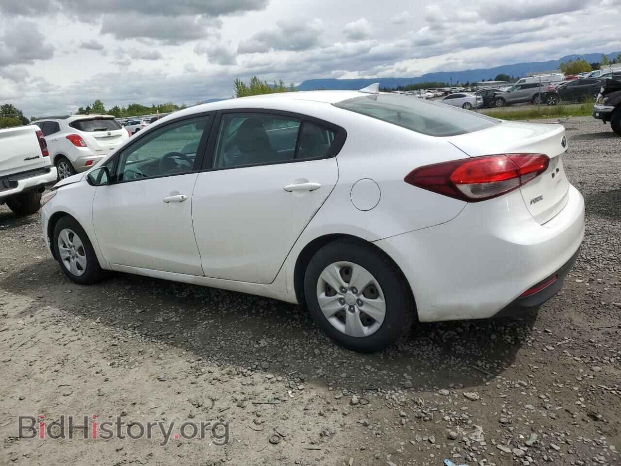 2017 KIA FORTE - VIN: 3KPFL4A72HE083034 - Фото 2
