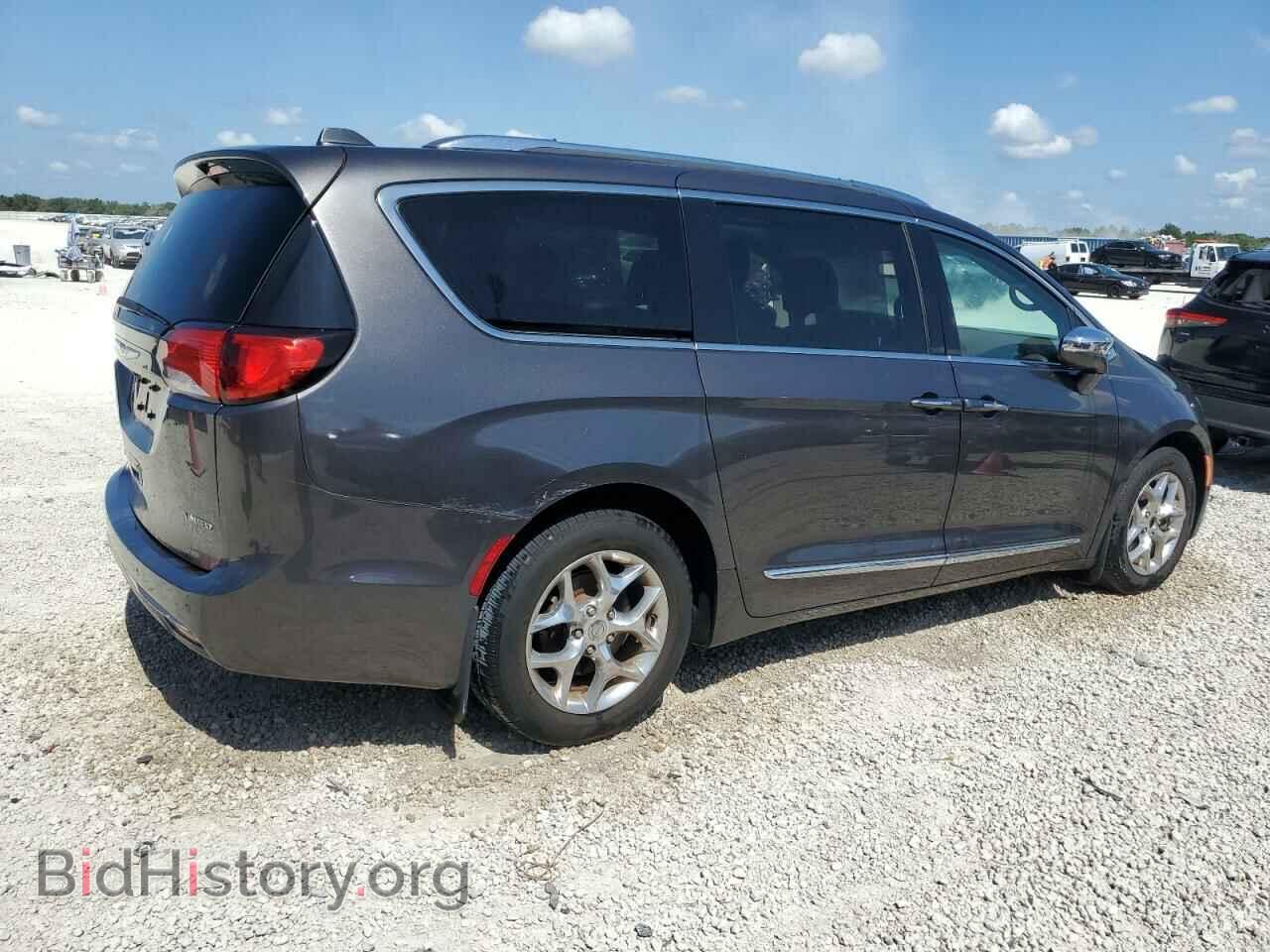 2017 CHRYSLER PACIFICA - VIN: 2C4RC1GG6HR570657 - Фото 3