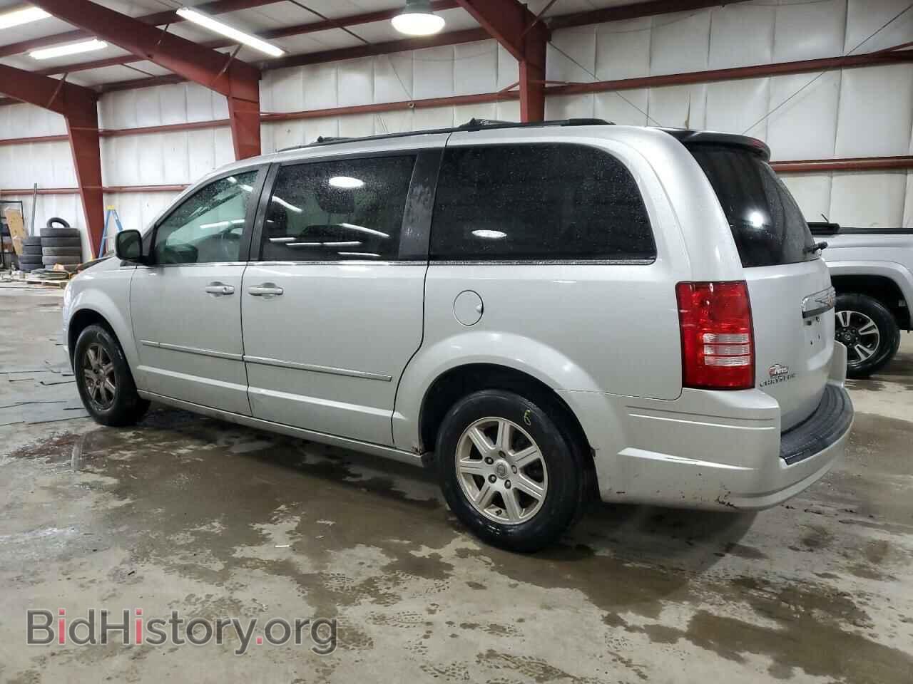 2010 CHRYSLER MINIVAN - VIN: 2A4RR5D12AR149704 - Фото 2