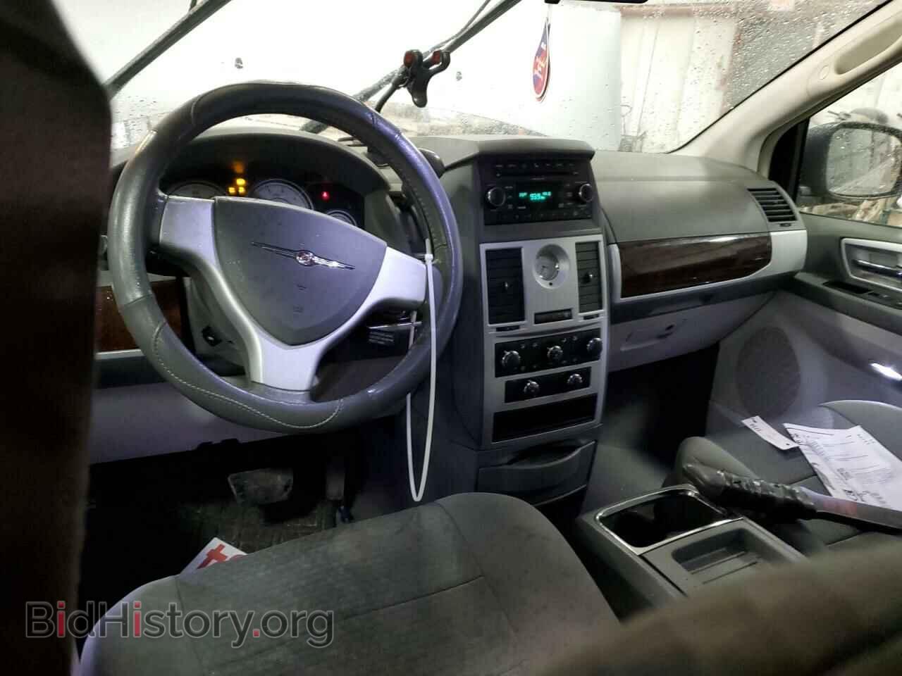 2010 CHRYSLER MINIVAN - VIN: 2A4RR5D12AR149704 - Фото 8