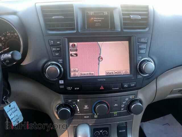 2011 TOYOTA HIGHLANDER - VIN: 5TDBK3EH7BS048839 - Фото 8