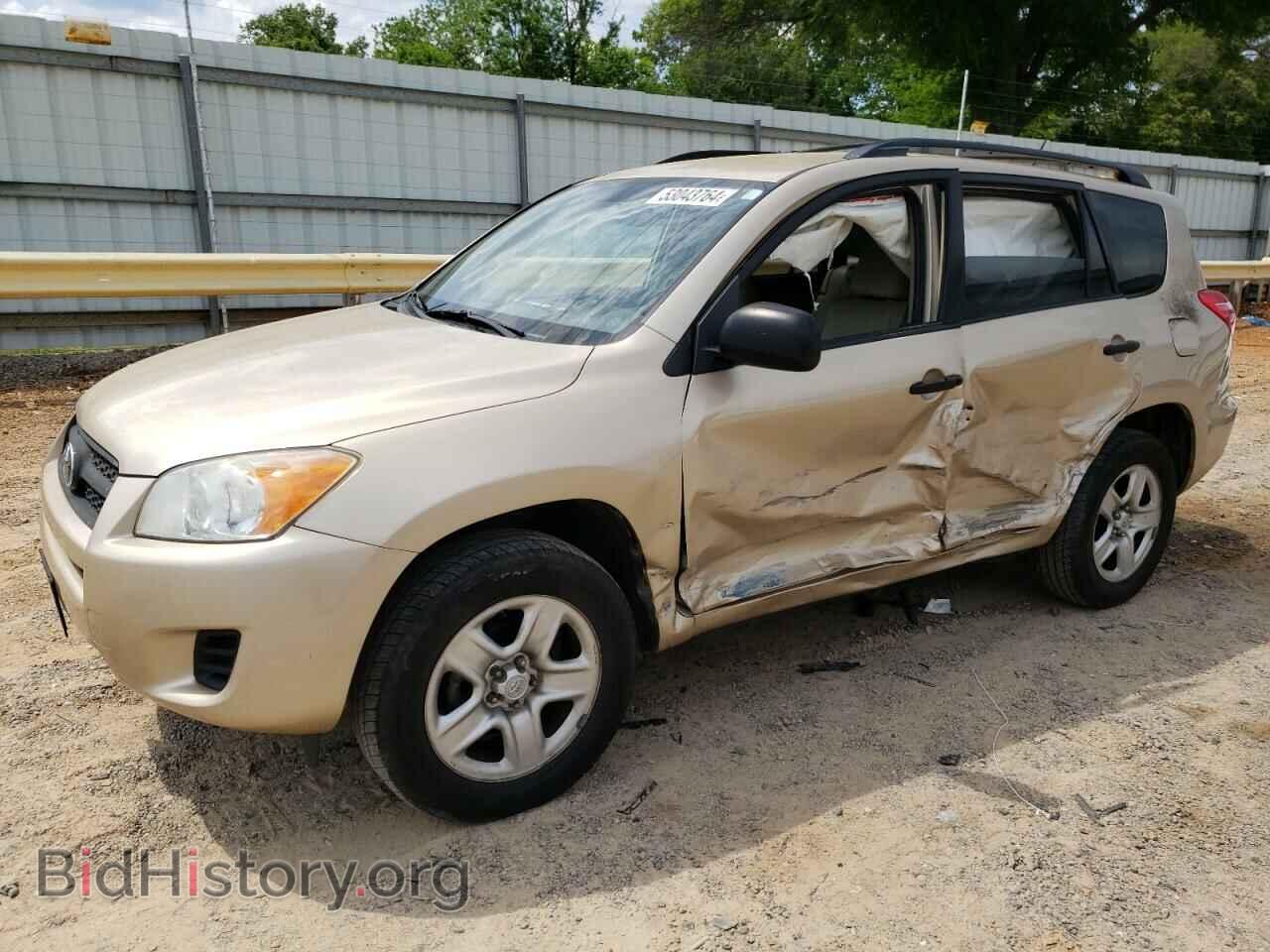 Photo JTMBF4DV2AD038361 - TOYOTA RAV4 2010