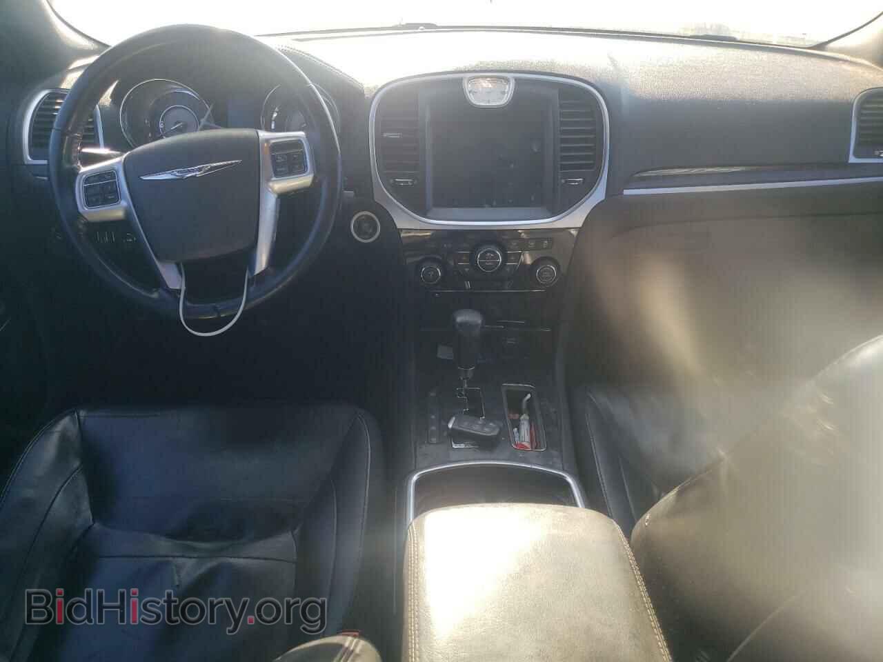 2011 CHRYSLER 300 - VIN: 2C3CA5CGXBH514487 - Фото 8