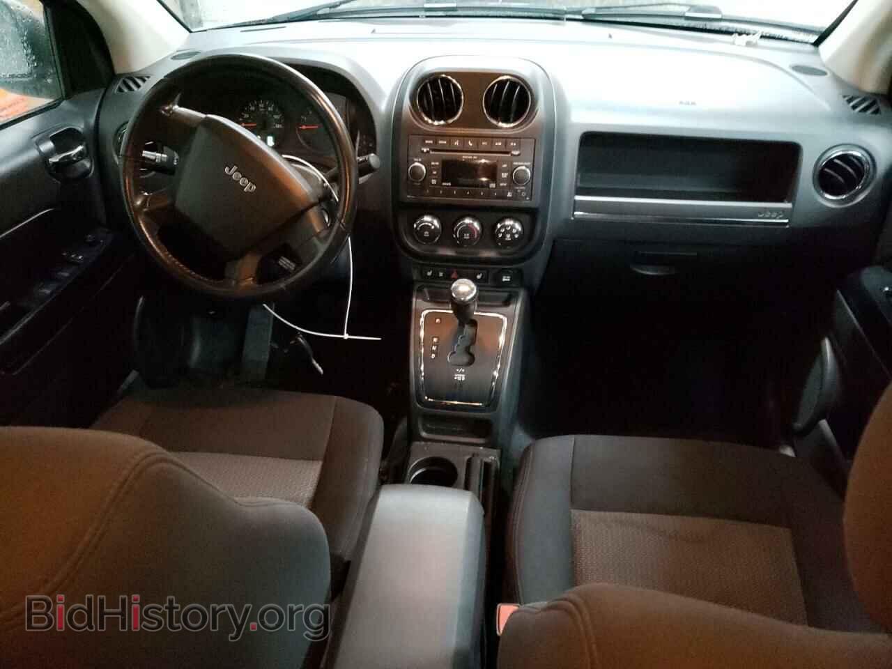2010 JEEP COMPASS - VIN: 1J4NF4FB7AD503842 - Фото 8