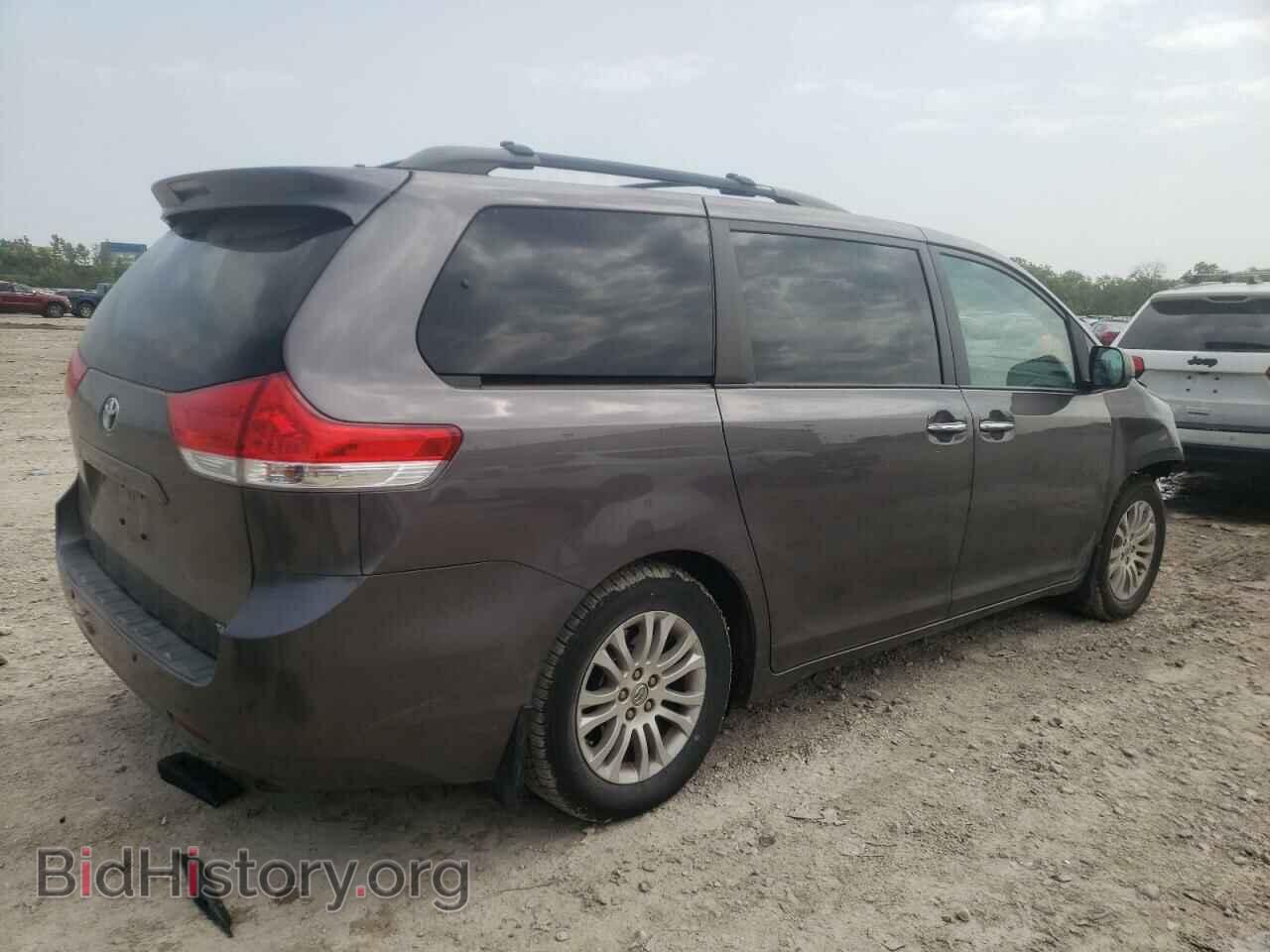 2013 TOYOTA All Models - VIN: 5TDYK3DC3DS357548 - Фото 3