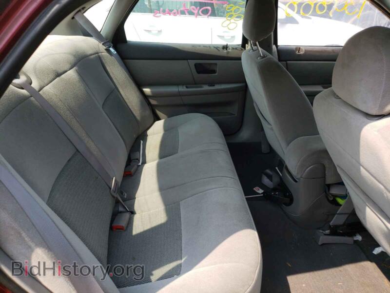 2006 Ford TAURUS (VIN 1FAFP53U46A171232) — photo 6 of 10