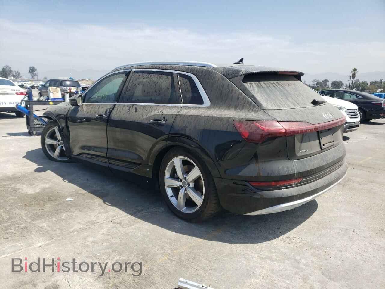 2019 AUDI E-TRON - VIN: WA1LAAGE6KB024256 - Photo 3