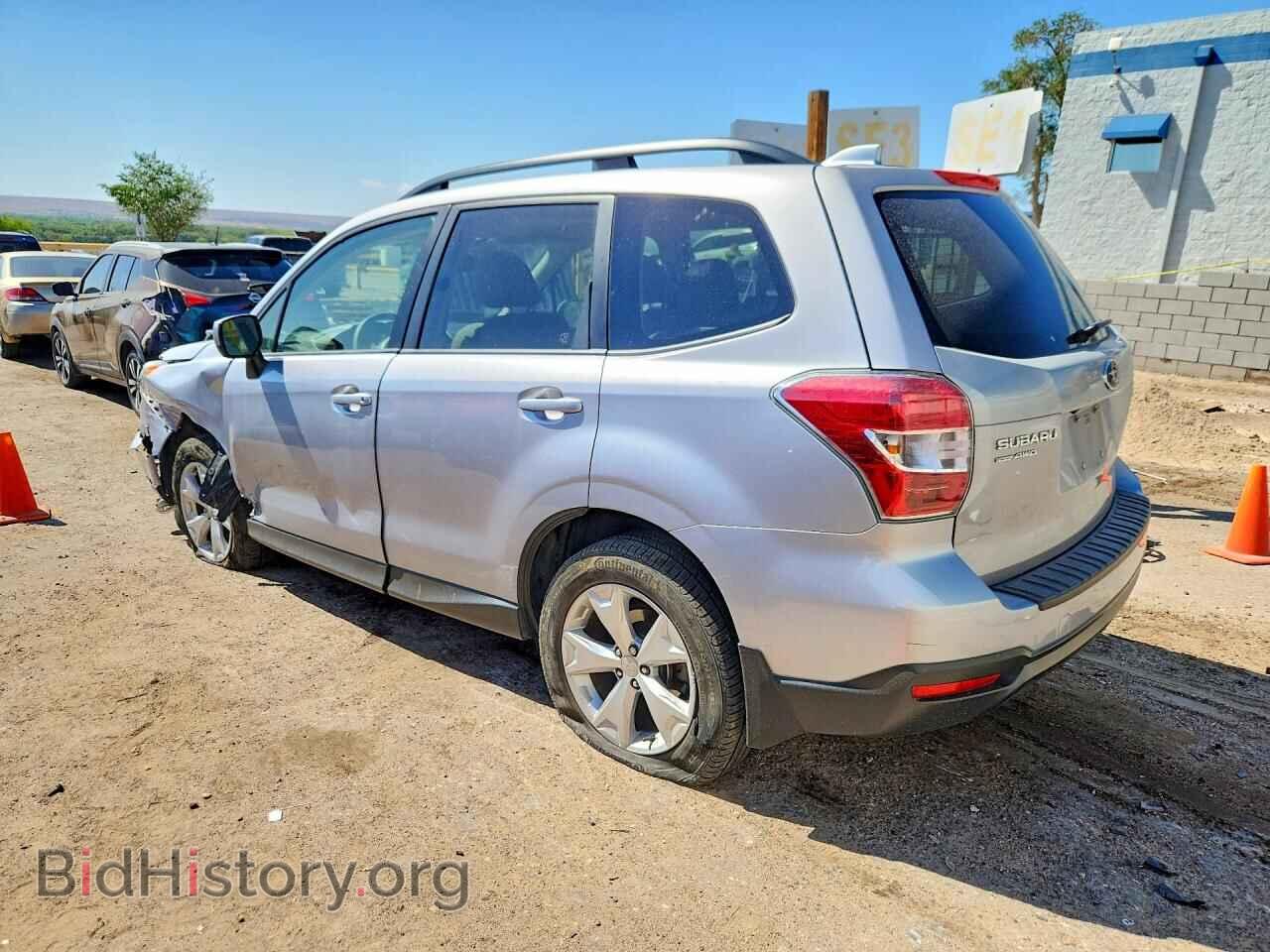 2016 SUBARU FORESTER - VIN: JF2SJAFC2GH464532 - Фото 2