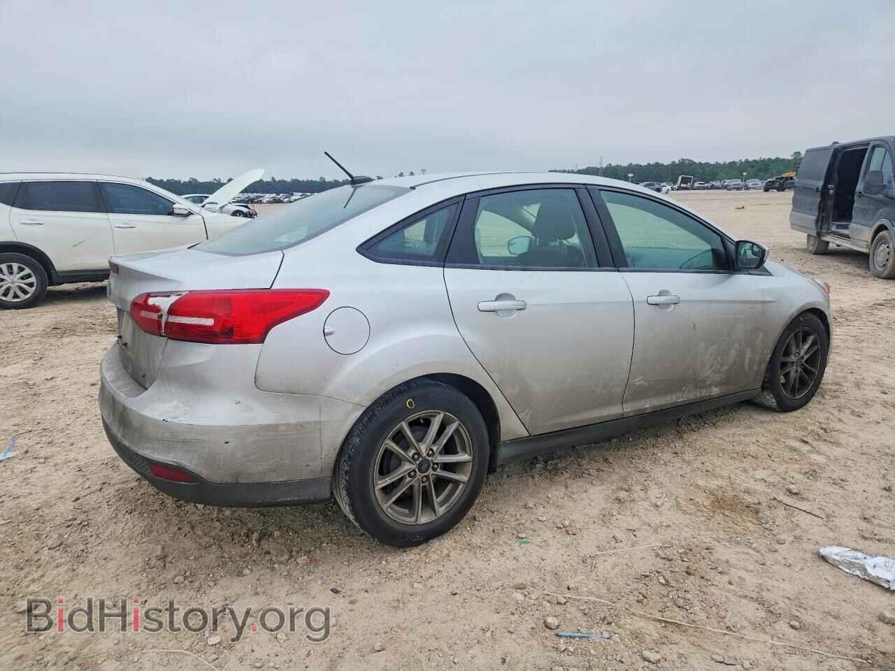 2018 FORD FOCUS - VIN: 1FADP3F25JL272430 - Фото 3