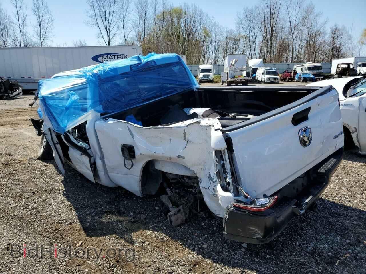 2020 RAM 1500 - VIN: 1C6SRFCT2LN239927 - Фото 2
