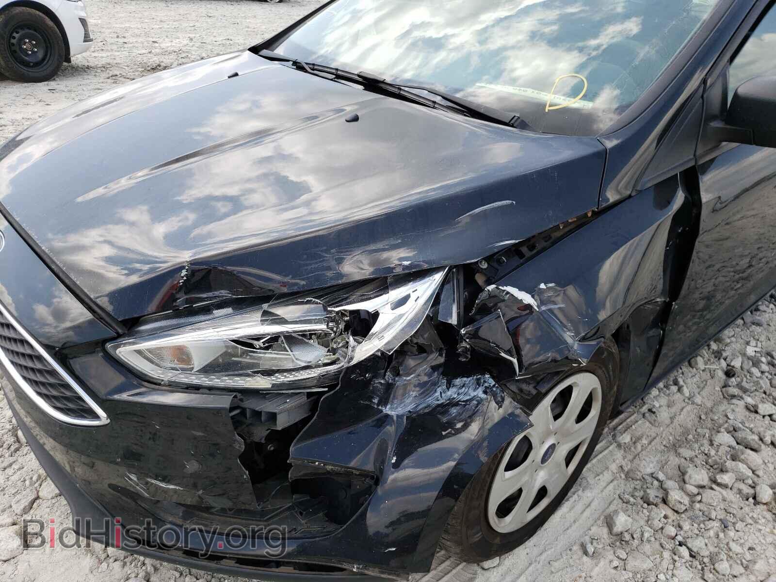 2017 FORD FOCUS - VIN: 1FADP3E21HL311901 - Photo 9