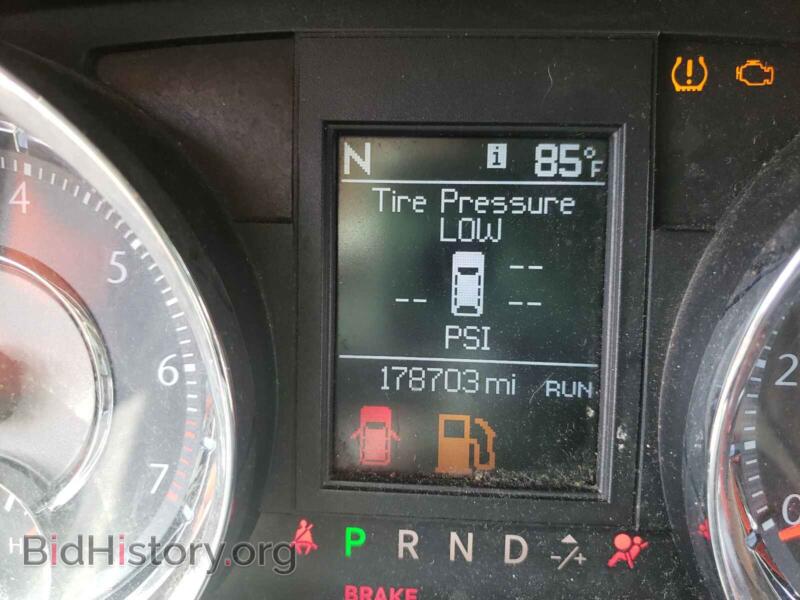 2011 Chrysler MINIVAN (VIN 2A4RR5DG6BR703459) — photo 8 of 10
