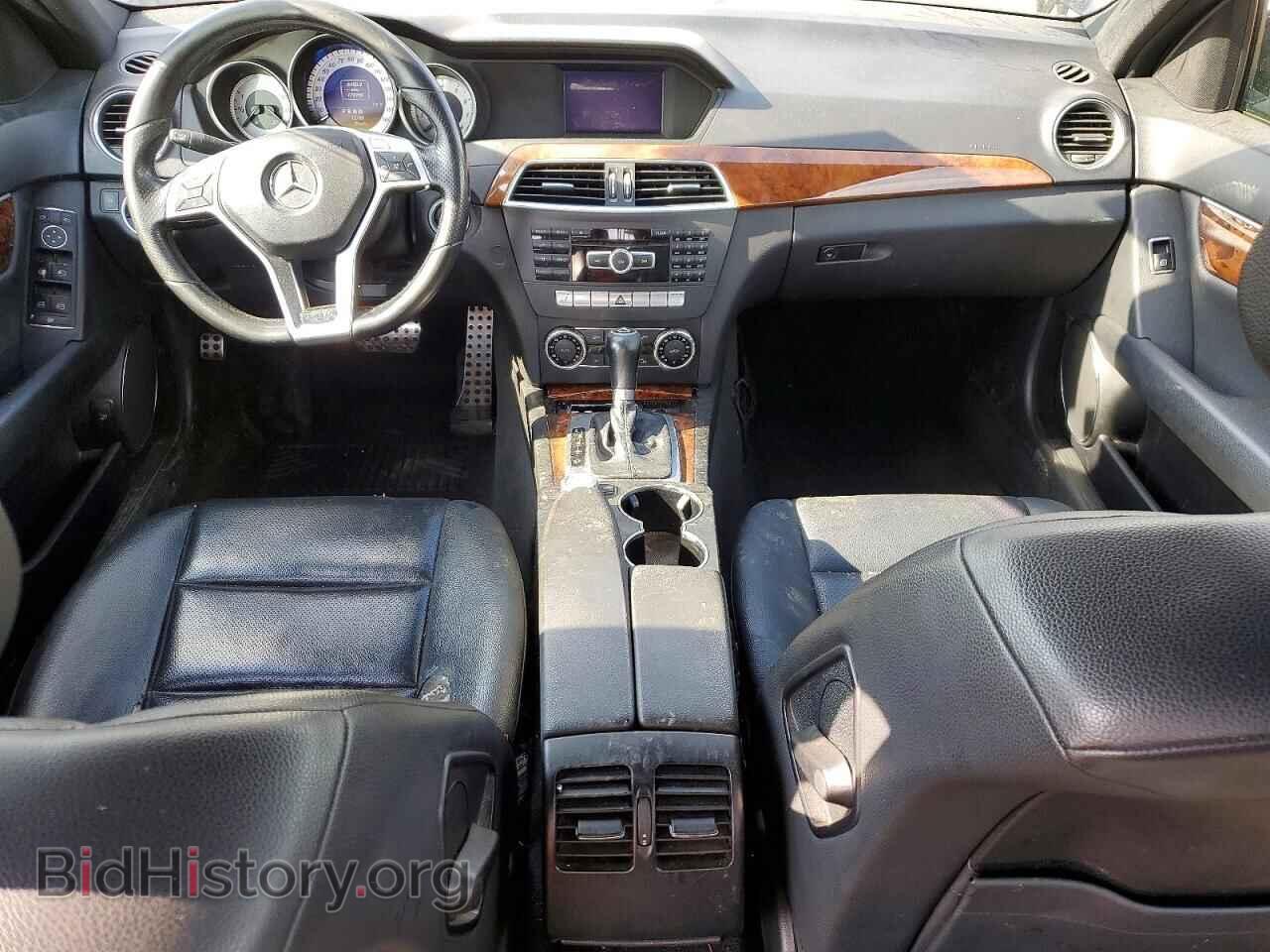 2012 MERCEDES-BENZ C-CLASS - VIN: WDDGF8BB1CA708689 - Фото 8