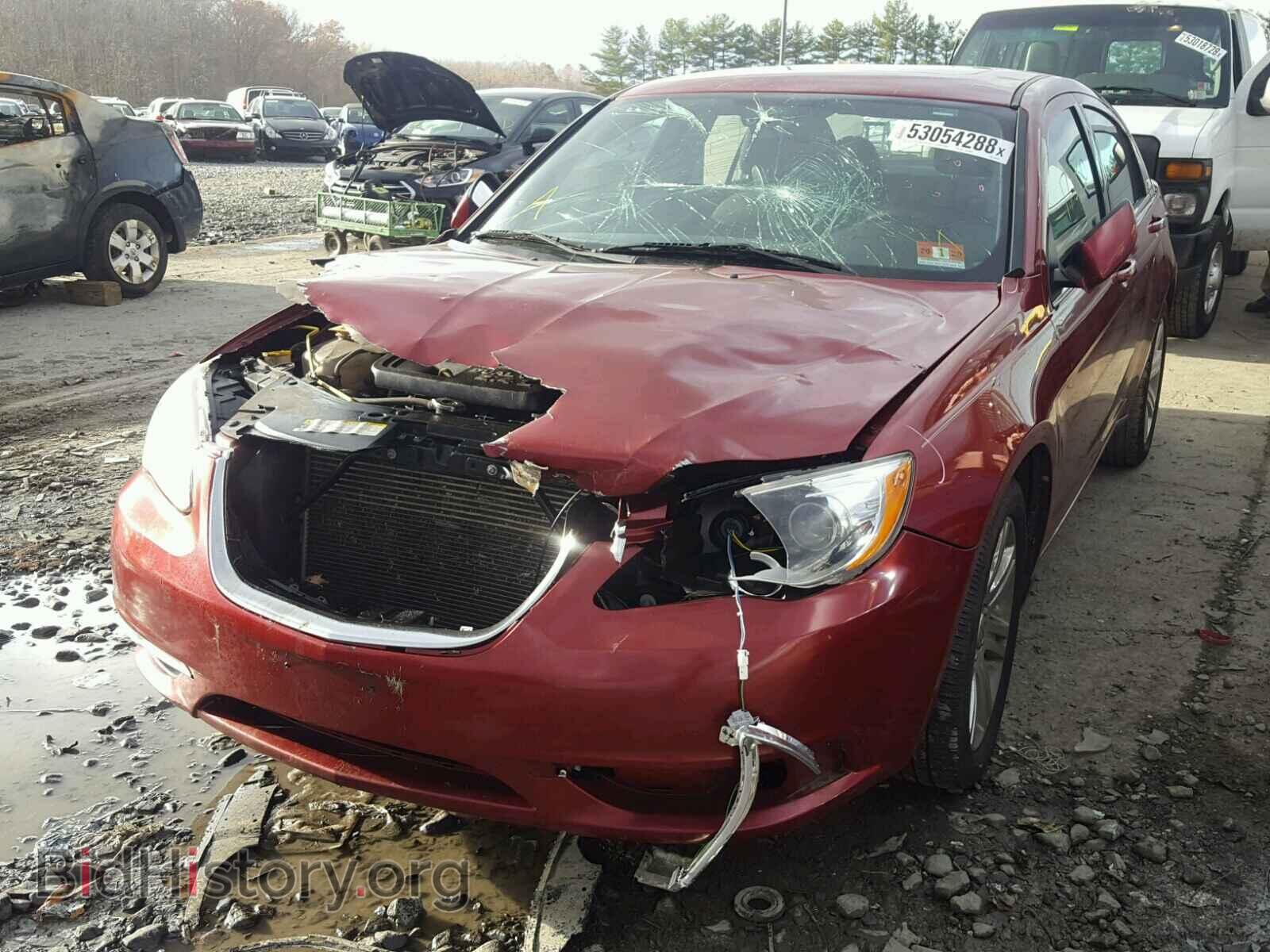2013 CHRYSLER 200 - VIN: 1C3CCBBB4DN592420 - Фото 2