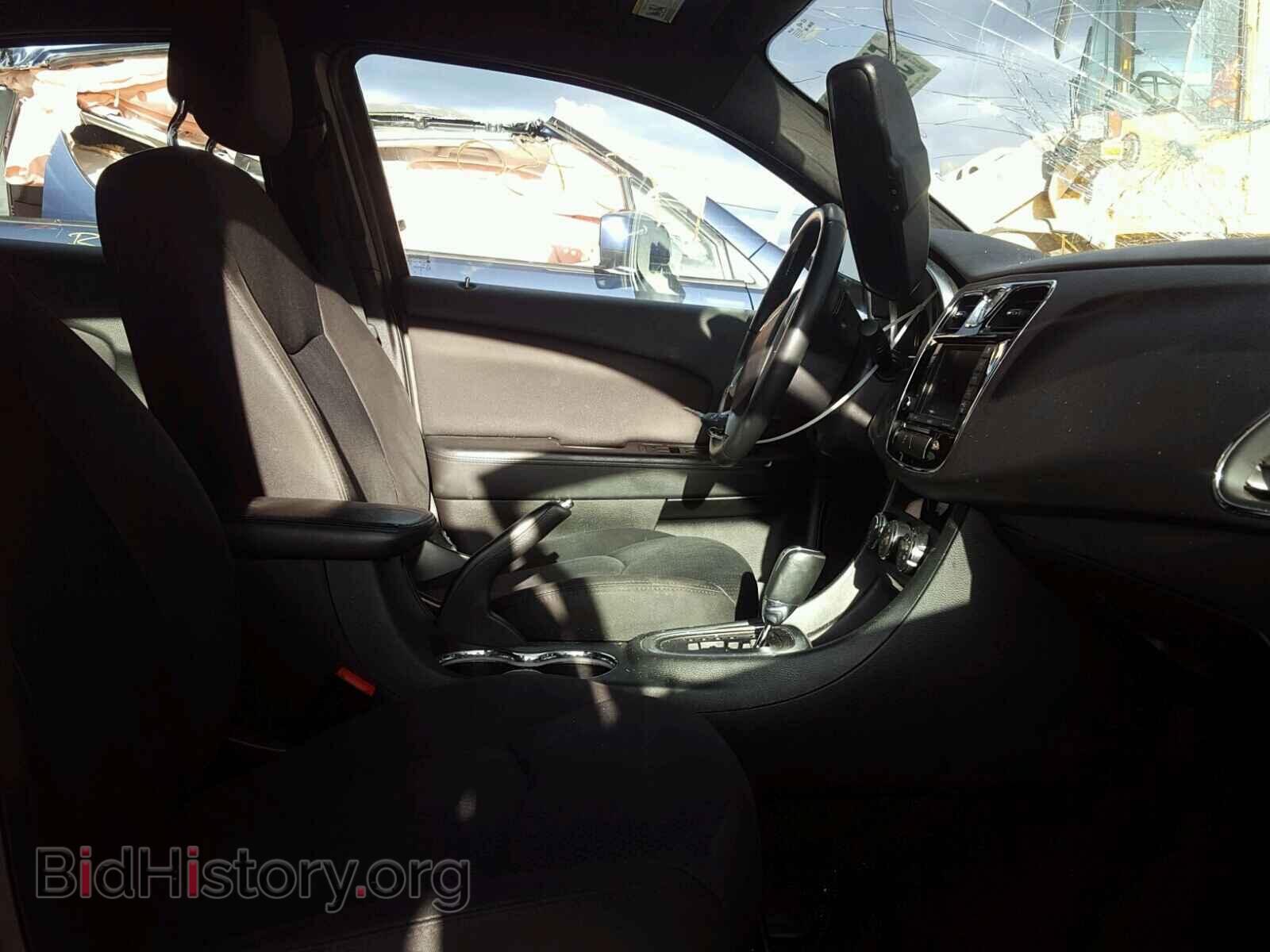 2013 CHRYSLER 200 - VIN: 1C3CCBBB4DN592420 - Фото 5