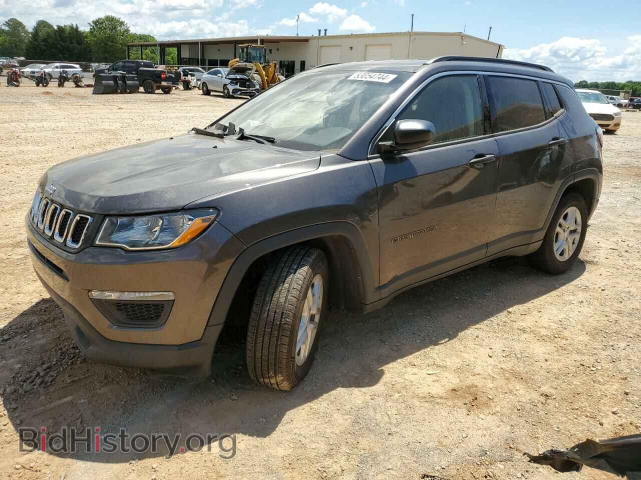 Фотография 3C4NJCAB1KT623752 - JEEP COMPASS 2019