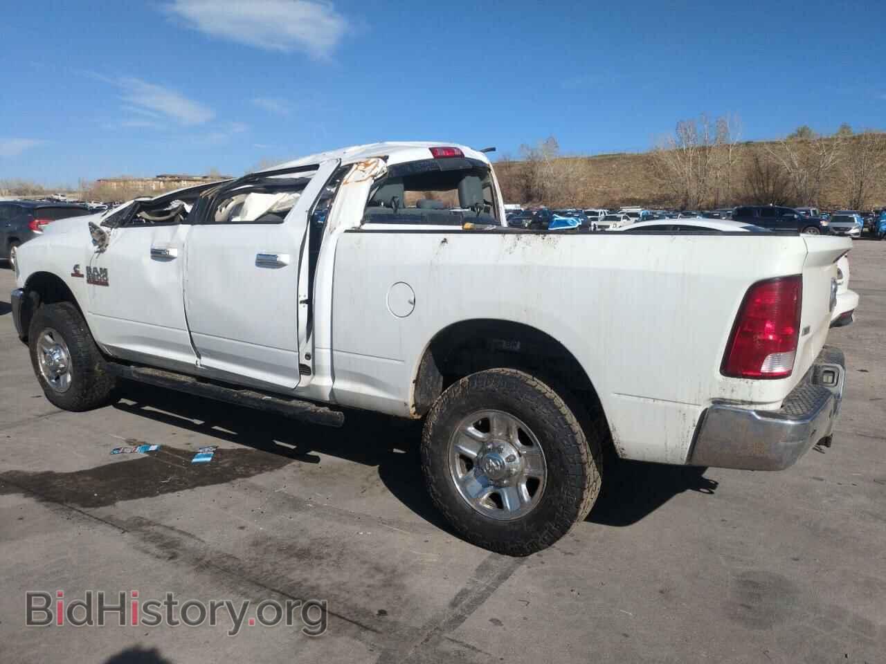 2018 RAM All Models - VIN: 3C6UR5DL1JG283179 - Фото 2