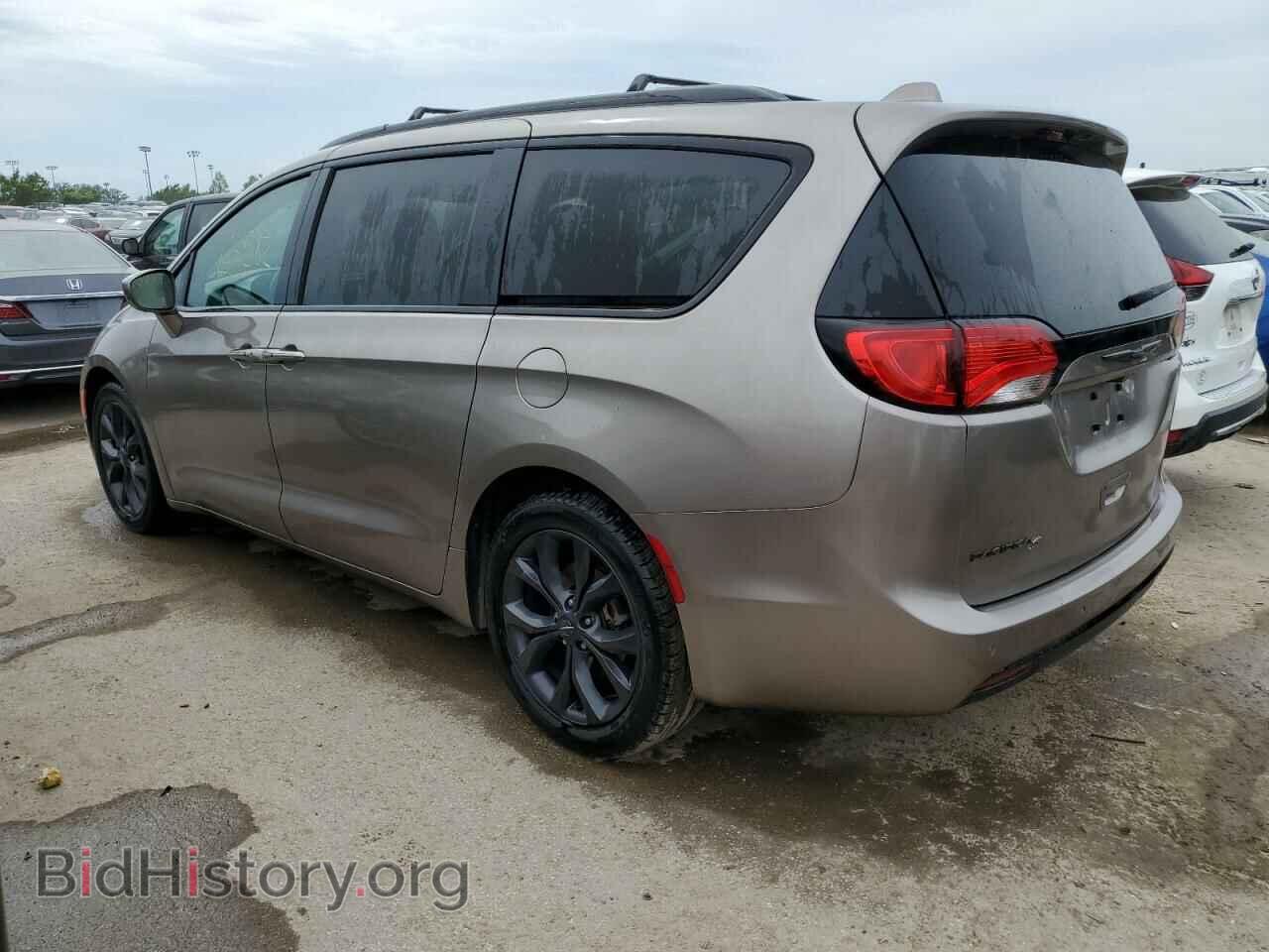 2018 CHRYSLER PACIFICA - VIN: 2C4RC1FG0JR263430 - Photo 2