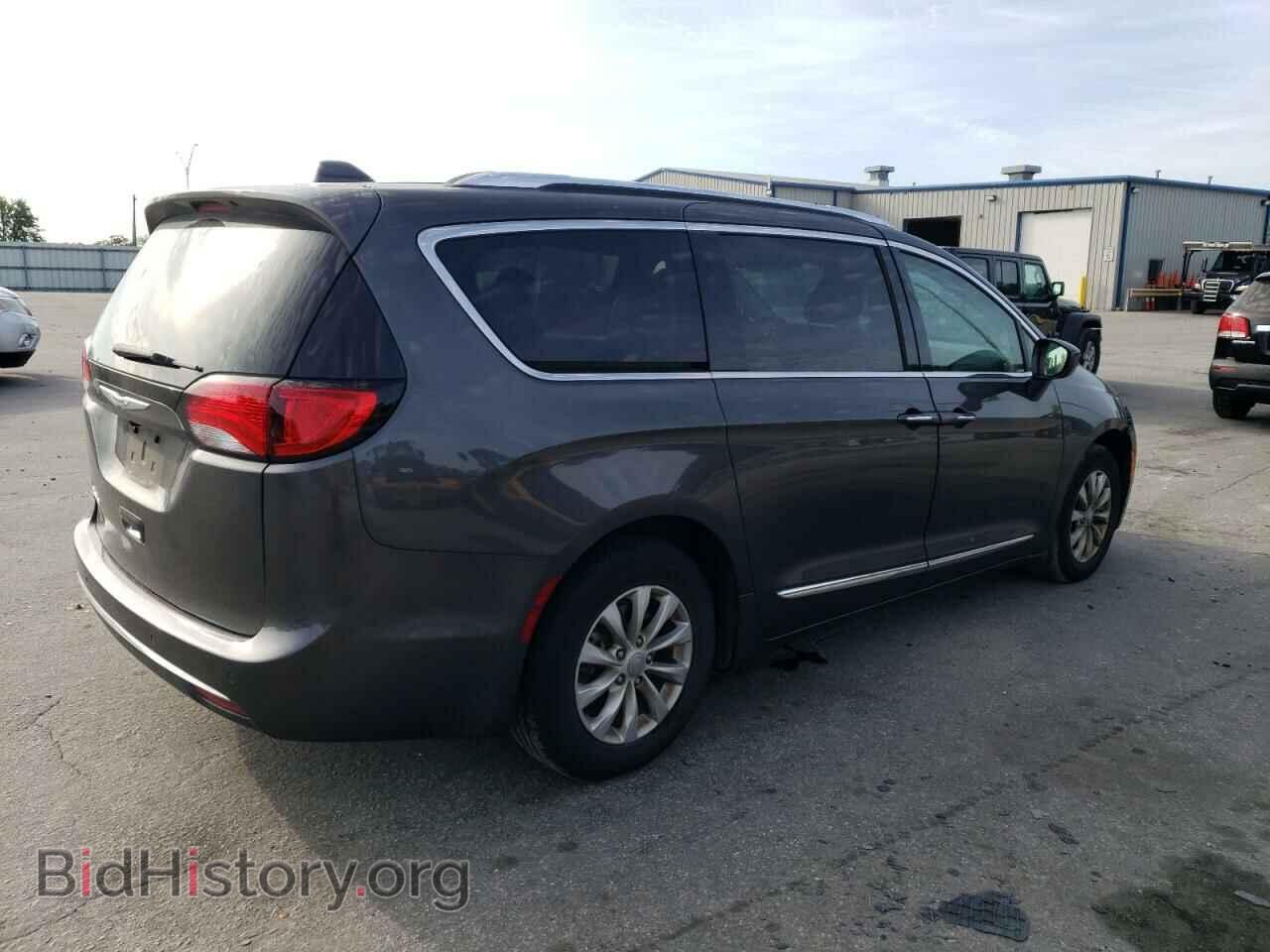 2019 CHRYSLER PACIFICA - VIN: 2C4RC1BG1KR554204 - Photo 3