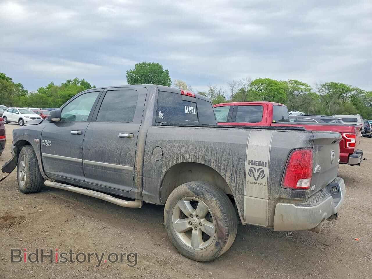 2017 RAM 1500 - VIN: 3C6RR7LT3HG709368 - Фото 2