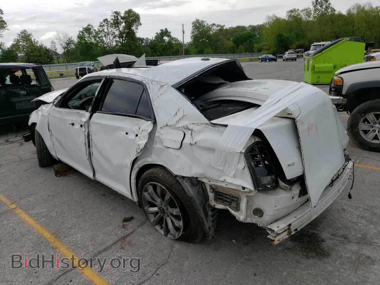 2014 CHRYSLER 300 - VIN: 2C3CCAGG0EH309729 - Фото 2