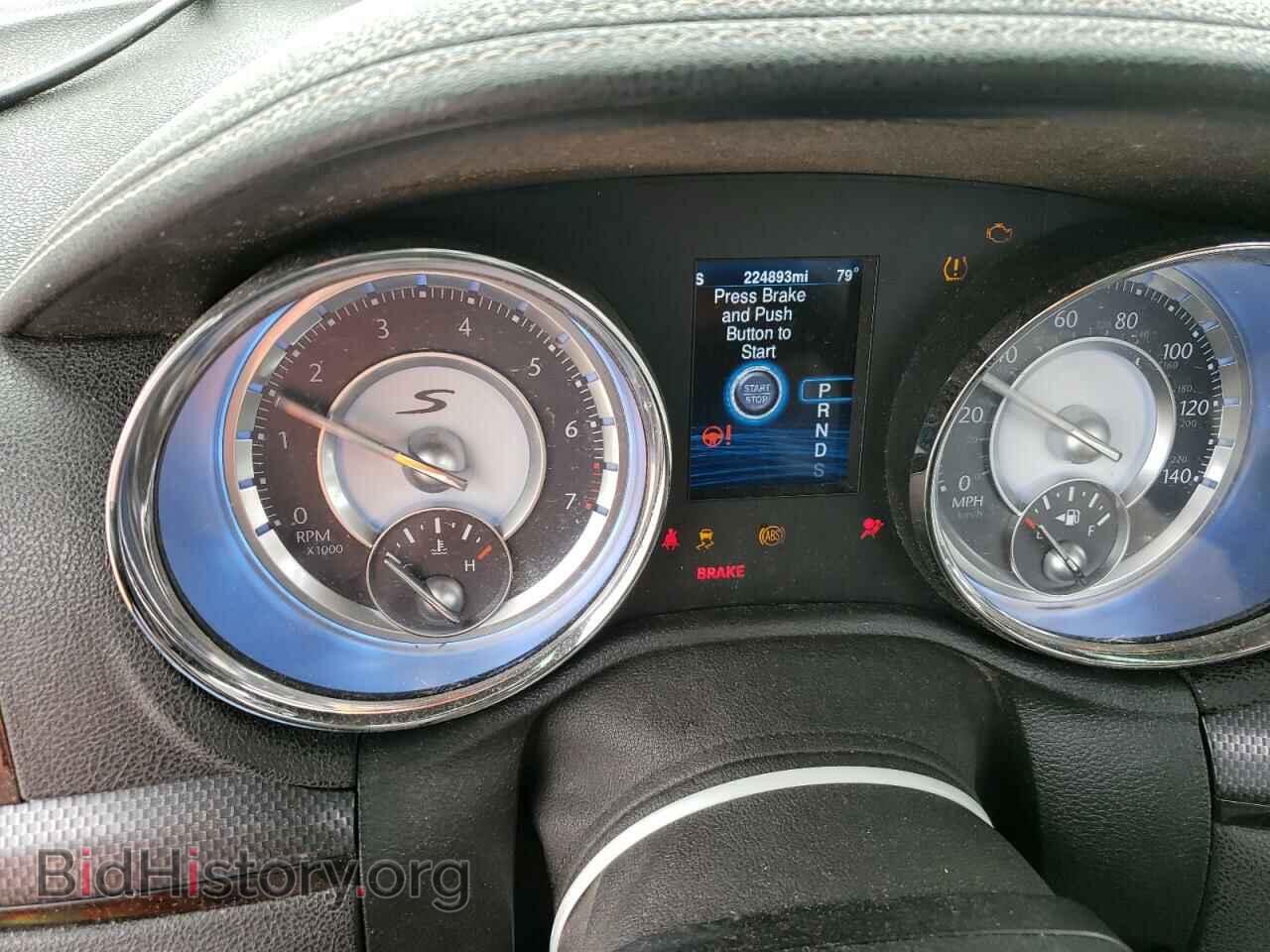 2014 CHRYSLER 300 - VIN: 2C3CCAGG0EH309729 - Фото 9