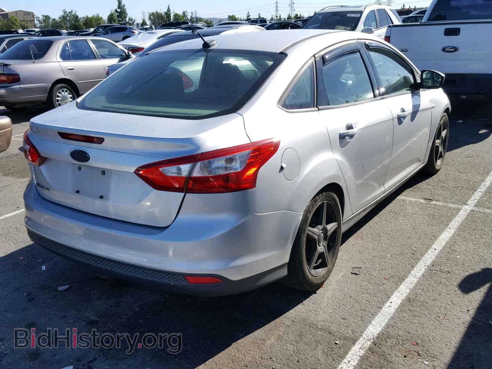 2012 FORD FOCUS - VIN: 1FAHP3F27CL285040 - Photo 4
