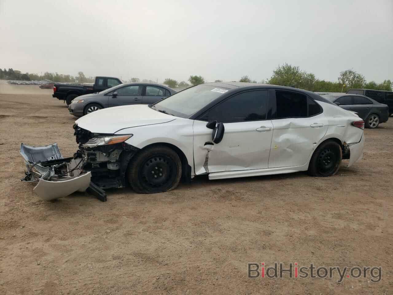 Photo 4T1B61HK6JU046473 - TOYOTA CAMRY 2018